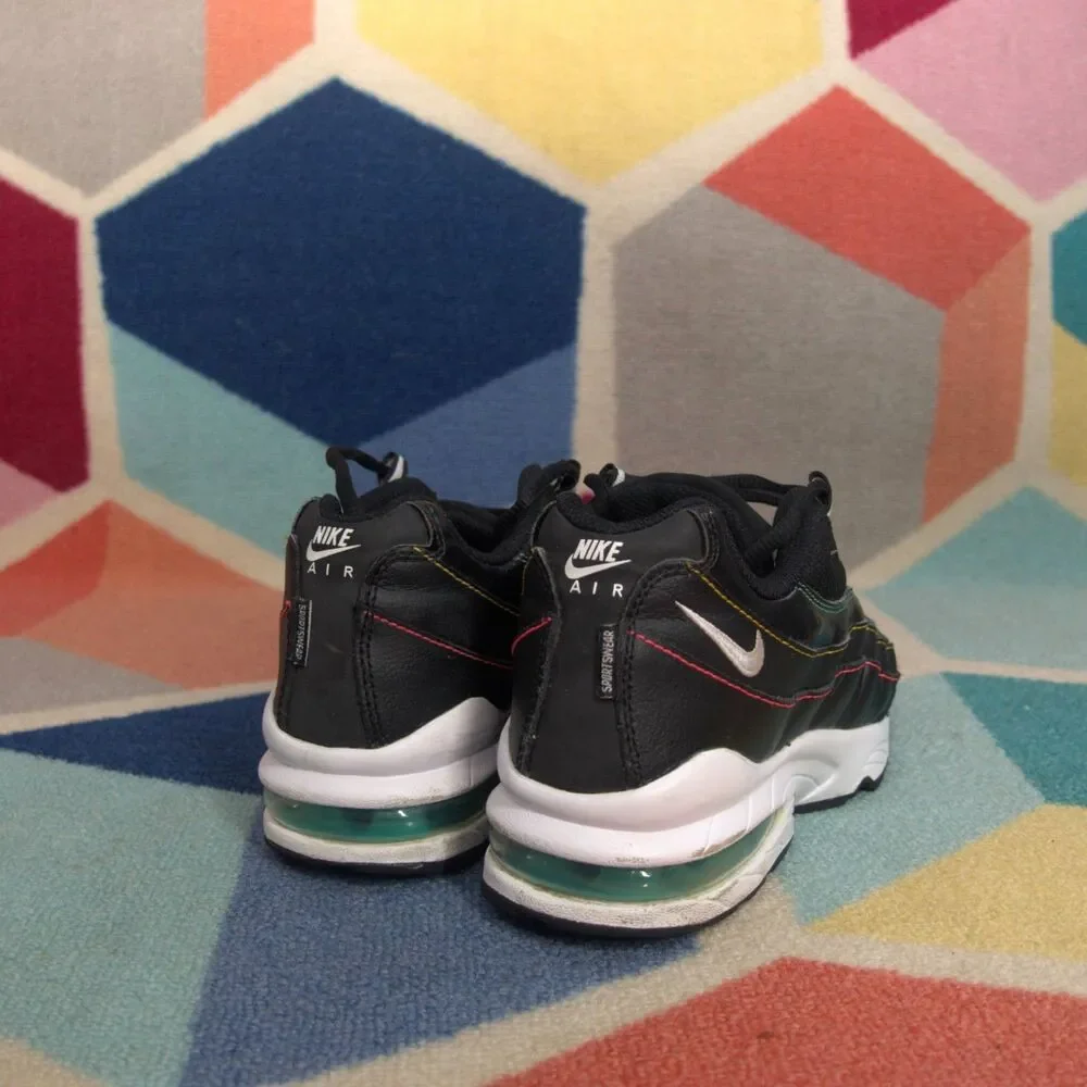 Nike Air‎ Max 95 Game (gs) Youth 5Y CJ6955-001  Black Crimson